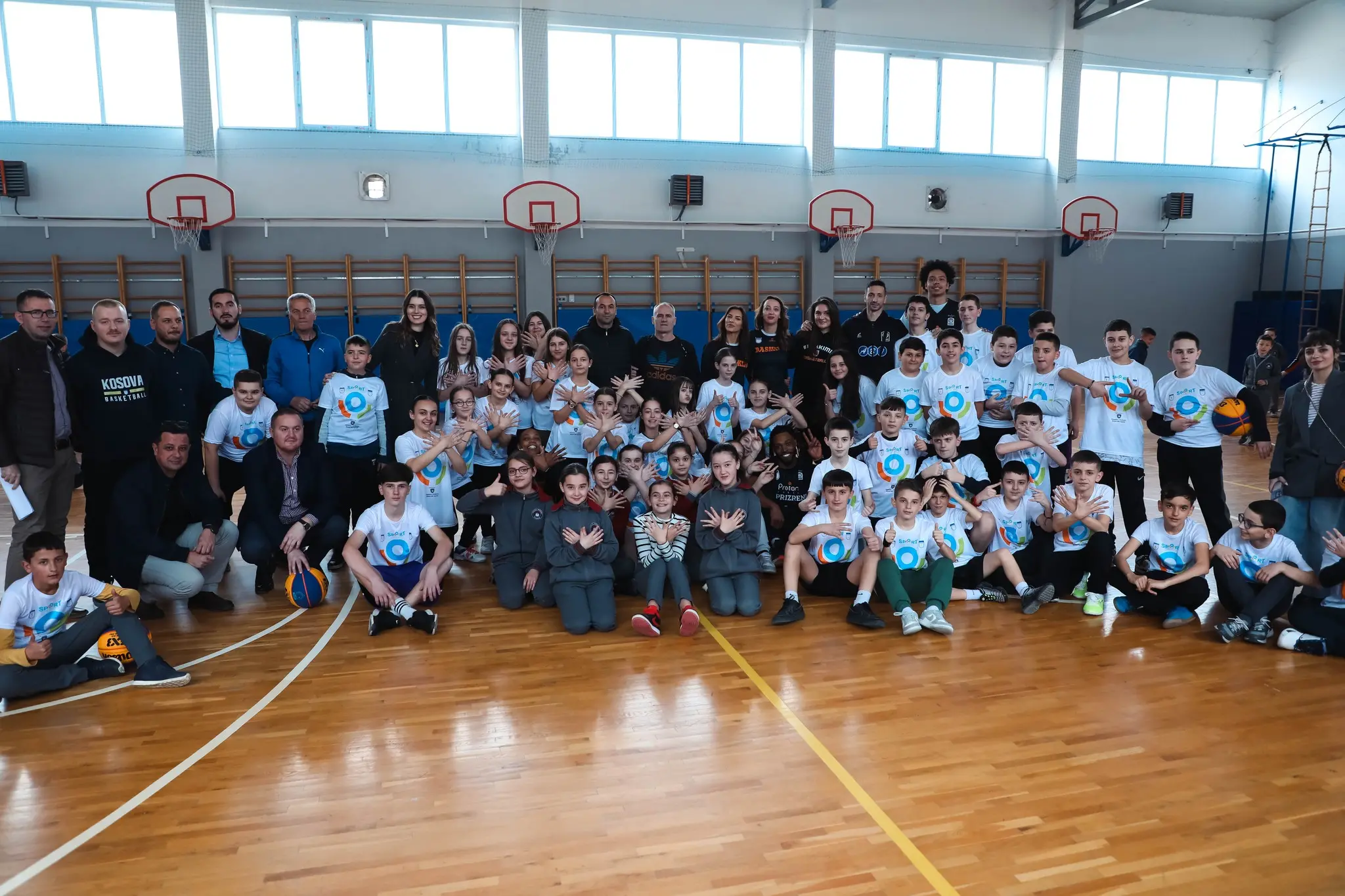 Vizitohet Shkolla “Fadil Hisari” në Prizren